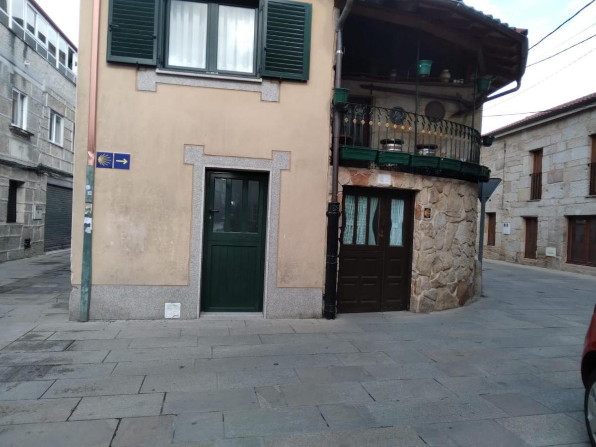 Atico Rosita En Camino De Santiago Apartment Xinzo de Limia Bagian luar foto